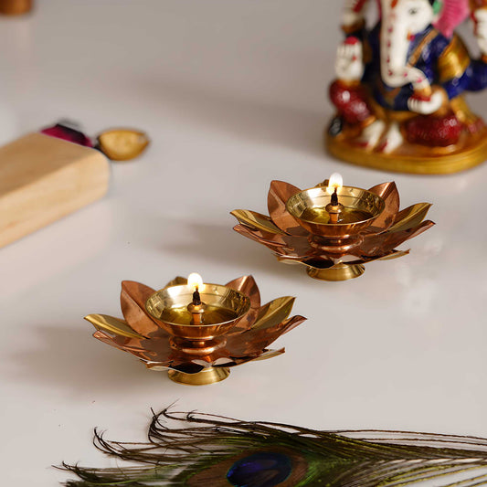 eCraftIndia Set of 2 Floral Shape Metal Diyas | Decorative Oil Lamps for Home Decoration | Elegant Design